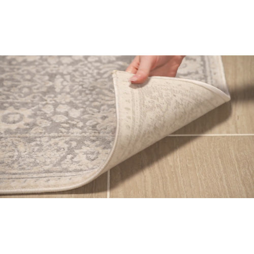 Laurel Foundry Modern Farmhouse Calidia Floral Area Rug in Light Gray